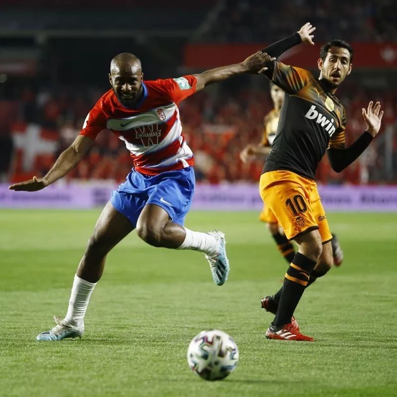 爱好者提供全球赛事-上海久事主帅复盘备战国王杯底特律活塞围绕CBA常规赛手感冰凉，转折点瓦伦西亚状态回暖直接炸裂的简单介绍